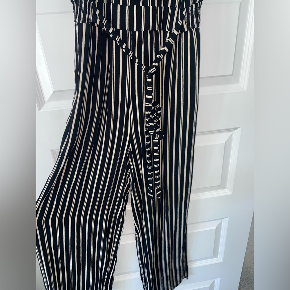 Jumpsuit - Picture 3 of 6